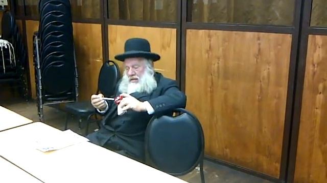 Meir ber schwarts talking about the garbage truck смотреть онлайн