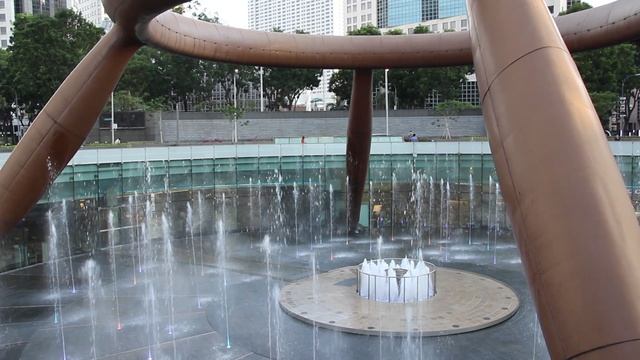 Сингапур! Фонтан Богатств!