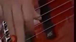 Алик Грановский  о бас гитарах Warwick   рассказывает в программе "Джем"