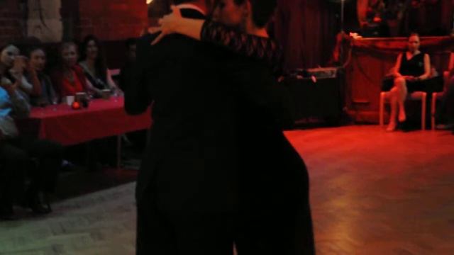 Sebastian Pereyra & Belen Fritzler dance to live music from Woiz-Foretic & Guillermo Rozenthuler смотреть онлайн