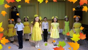 Детская песенка. Наступила осень
Слова и музыка: О. Осипова
