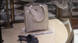 MILAN Spring Fashion EVENING LOOKS Street Style | WINDOW SHOPPING