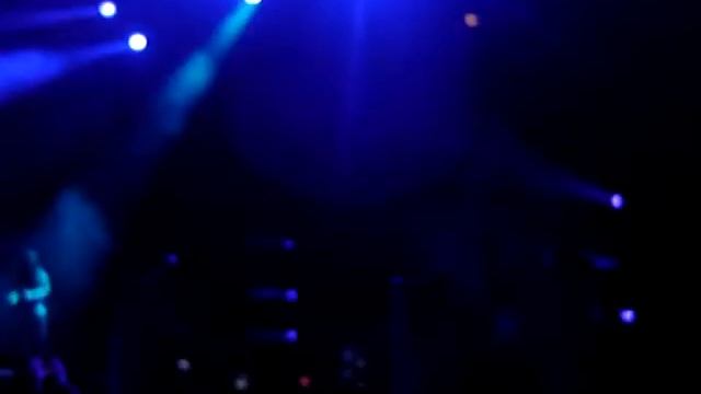 L490 Shannon Leto Tomo Milicevic Zenith de Nantes 13 novembre 2011 смотреть онлайн