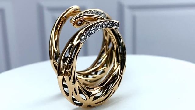 Золотые серьги с бриллиантами 585 пробы