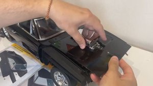 Dodge Charger R/T 1:8 Деагостини 94.  Assembly Dodge Charger R/T DeAgostini 94