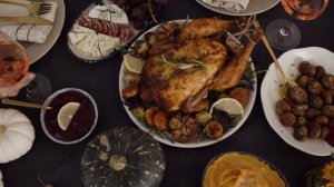 5726280-uhd_4096_2160_25fps