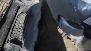 Снимаем/ставим бампер "Рено - Дастера", с целью поставить сетку на радиатор