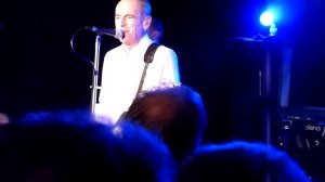 Francis Rossi - Electric Arena (Live Anvers 14-09-2010)