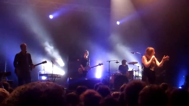 Izia concert krakatoa mérignac 7 mars 2012 - 4 смотреть онлайн