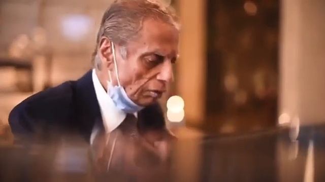 Pianist Ronnie Menezes смотреть онлайн