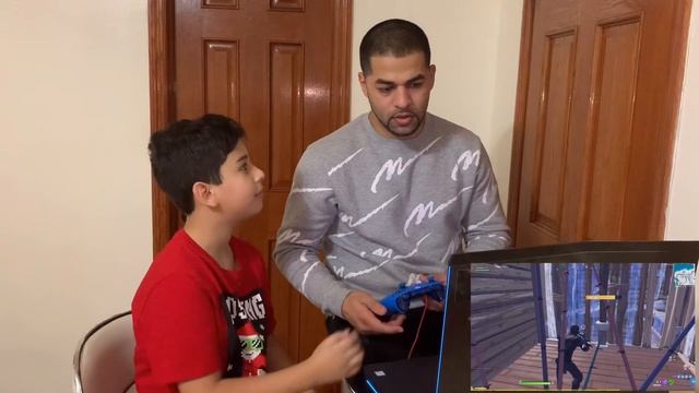 MY BROTHER SADAM ALI PLAYS FORTNITE *HILARIOUS* смотреть онлайн
