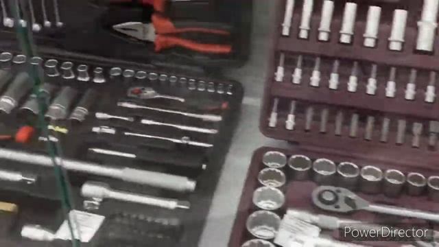 Набор комбинированных инструментов