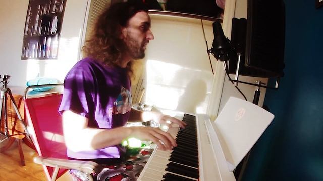 Christopher Bowes - Baby Jesus смотреть онлайн