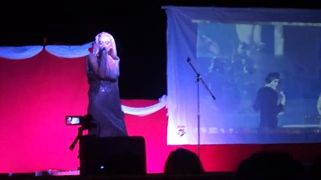 "Tutti i brividi del mondo" cover Anna Oxa смотреть онлайн