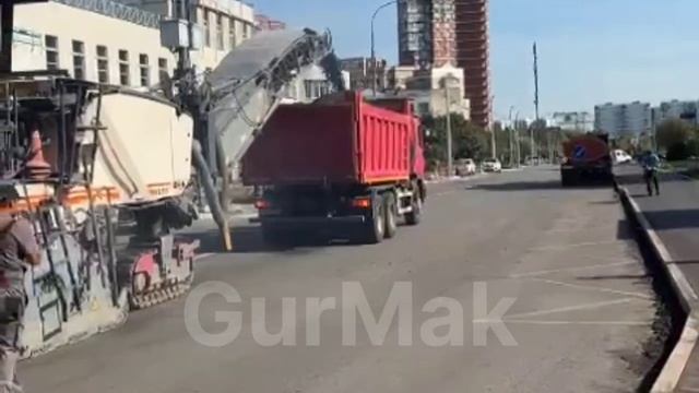 Асфальтная крошка для ремонта и отсыпки дорог.