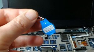 How to replace a CMOS battery on Dell Latitude e4200 laptop