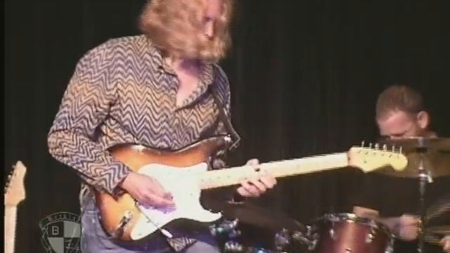 Julien Kasper Band: Jacket Full of Bees Solo смотреть онлайн