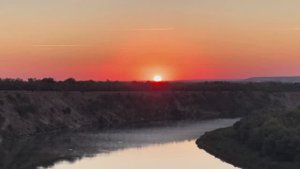 Красивый рассвет Крутояр рядом со станицей Вешенская