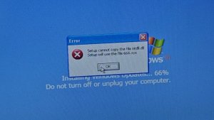 Running Windows XP Horror Virus ON A Real PC! | Malware Test