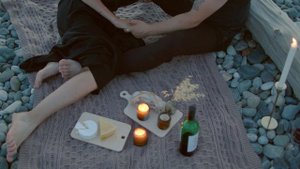 4739597-uhd_4096_2160_24fps