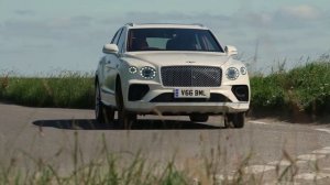 2021 Bentley Bentayga Hybrid | Sound, Driving (Ghost White)