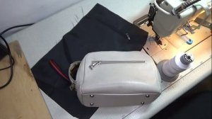 Замена подкладки в сумке с двумя отделениями