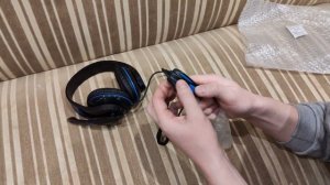 Игровые наушники за 999 рублей. Sades SA-701 TPower. Распаковка, обзор и тест микрофона.