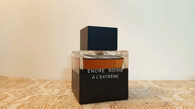 Lalique Encre Noire A L'Extreme Fragrance Review | A Legitimately Awesome Vetiver Based Perfume