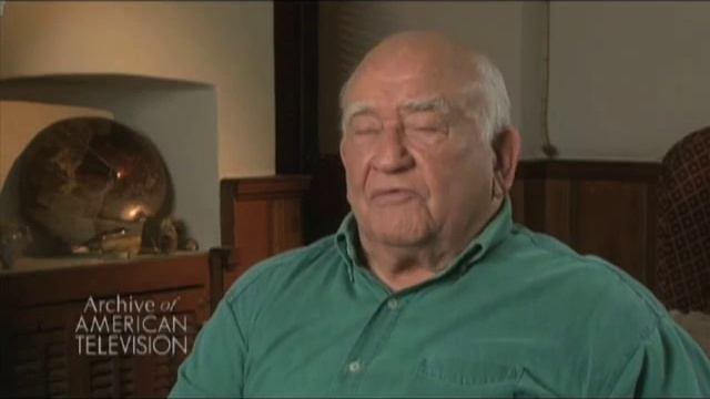 Ed Asner discusses his favorite Lou Grant moment- EMMYTVLEGENDS.ORG смотреть онлайн