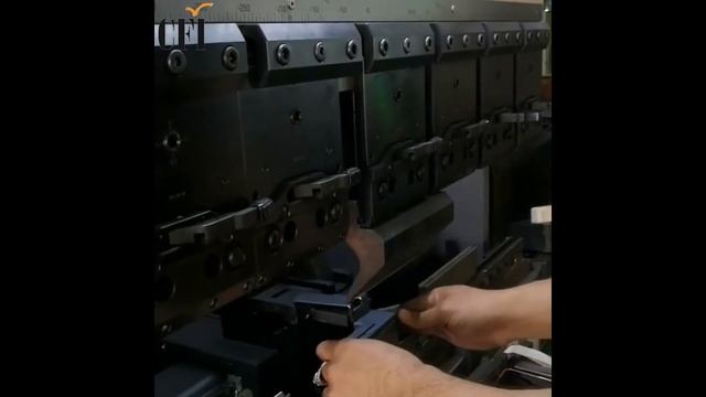 Листогибочный пресс Muratec BB 4013 гибка кронштейна