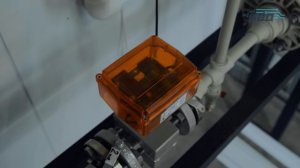 Рулонные ворота ПВХ в мойке самообслуживания. Кольца вместо приямков.