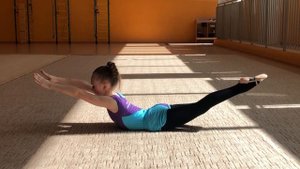 Упражнение "Рыбка"  Детская Художественная Гимнастика