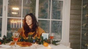 6184752-uhd_4096_2160_24fps