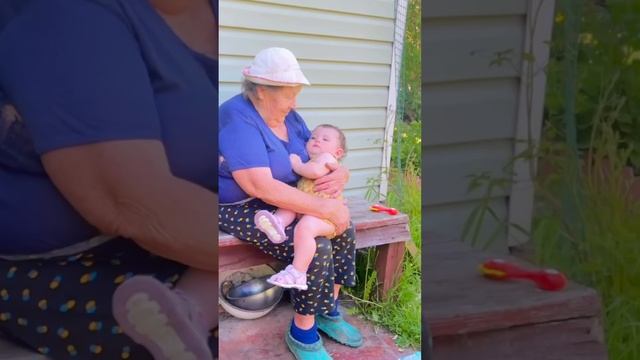 Это мама моего папы мамы  91 год❤️