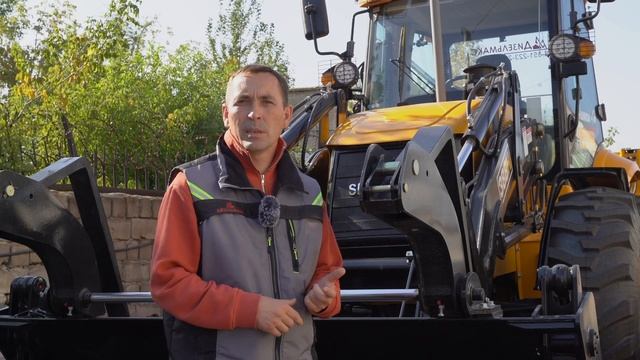 Как обслуживать экскаватор-погрузчик  Shanmon 388H