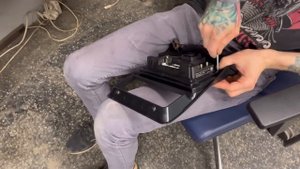 Установка магнитолы TEYES на Mitsubishi Pajero 2【F2】 V30 V40 V20 1991-2004