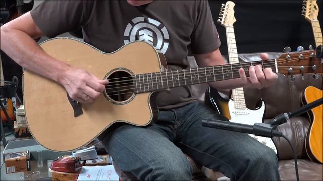 MadDogguitars OM Acoustic смотреть онлайн