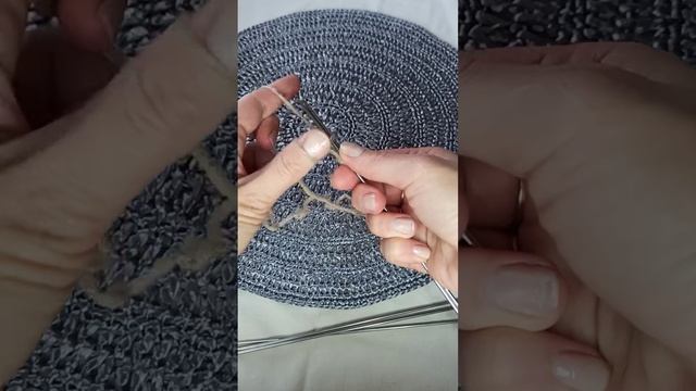 Cast on 6 sts. Knitting. Как набрать и распределить петли на спицах смотреть онлайн