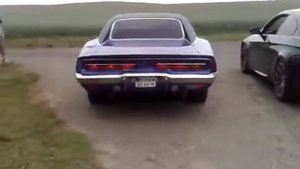 BMW M3 E92 vs Dodge Charger 1969 race гонка