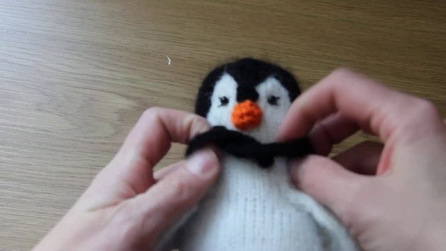 Мастер-класс пингвин спицами. МК пингвин спицами. Penguin knitting pattern смотреть онлайн