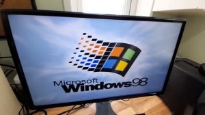 Chaintech 5TDM2 AMD K5 Base Unit Win 98 at Start Up