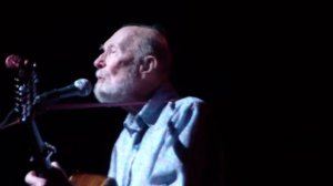 Pete Turn Turn Turn partial at Leonard Peltier Awareness concert