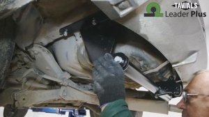 Установка фаркопа Leader H101-A. HONDA CR-V (внедорожник), 2006-2012-...г.в.