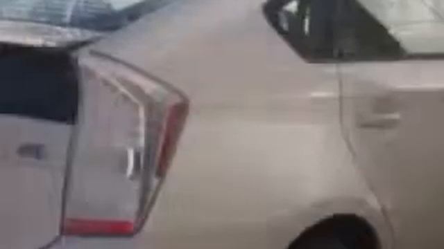 Toyota Prius, Diehl Automotive- Butler, PA 16002 смотреть онлайн