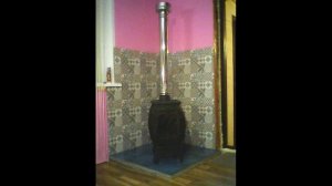 Установка печи Бахта в дачном доме своими руками