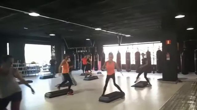 Step Holiday gym tres cantos смотреть онлайн
