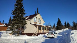 Гостевой двор Снежок на Строителей дом №1