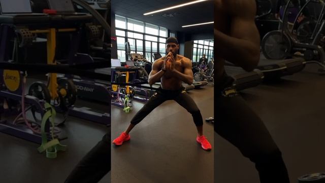 how LeBron James prepares for practice in year 22!   #NBAFitness #LakersAllAccess