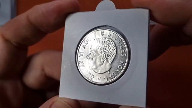 Разные экзотические монеты, серебряные монеты Европы и не только