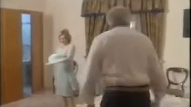 F'Baħar Wieħed (2002): Episodju 14 (Żwieġ) смотреть онлайн